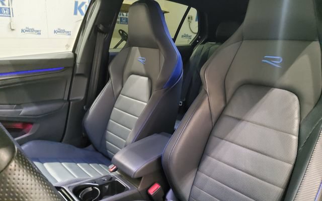 Used 2023 Volkswagen Golf 20th Anniversary Edition AWD/4WD image 16