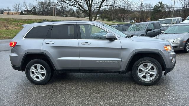 Used 2015 Jeep Grand Cherokee Laredo image 26