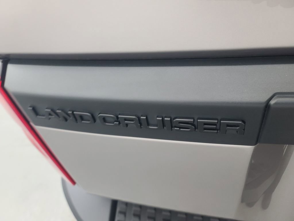 Used 2024 Toyota Land Cruiser image 13