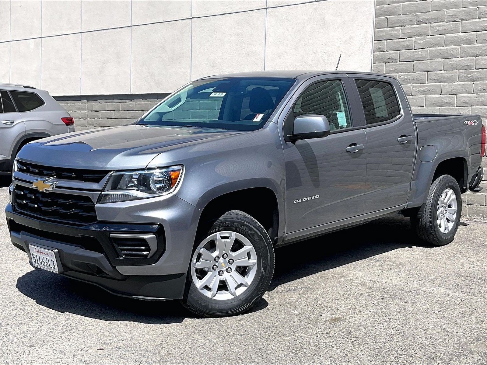 Used 2022 Chevrolet Colorado LT w/ Safety Package AWD/4WD image 12