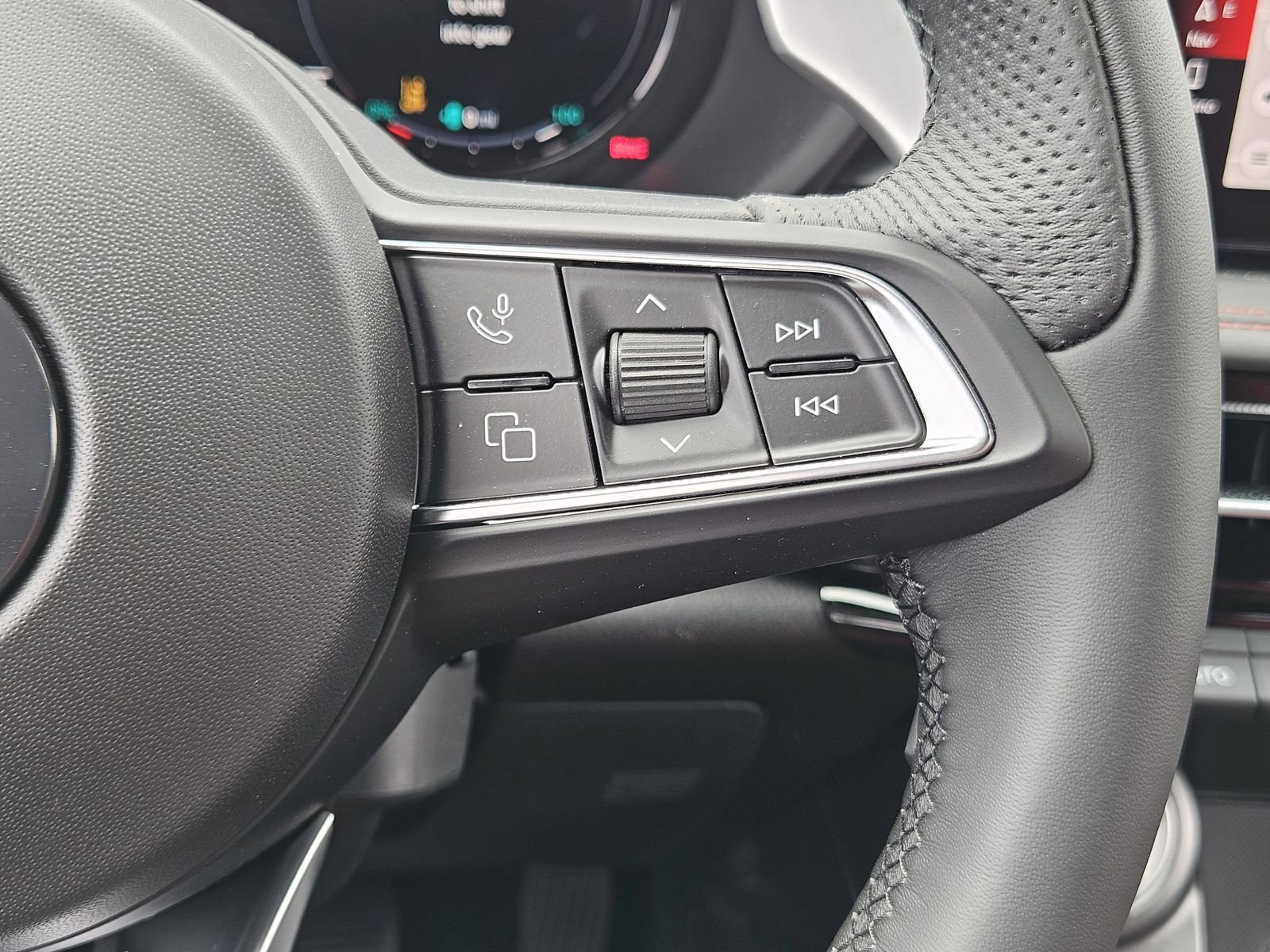 New 2025 Dodge Hornet R/T image 31