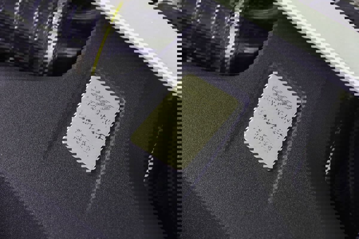 Used 2019 Aston Martin V8 Vantage Coupe RWD image 25