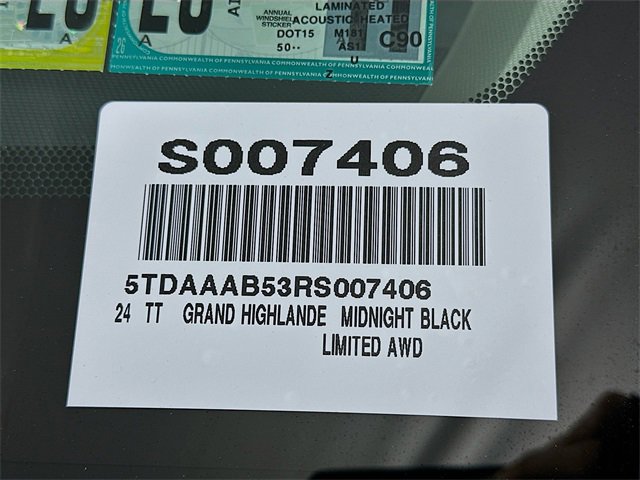 Used 2024 Toyota Grand Highlander Limited image 16