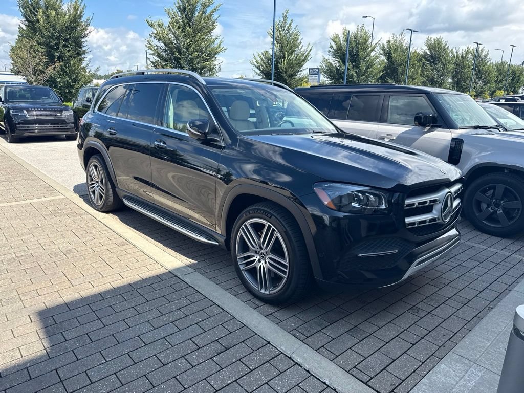 Used 2020 Mercedes-Benz GLS 450 4MATIC image 3