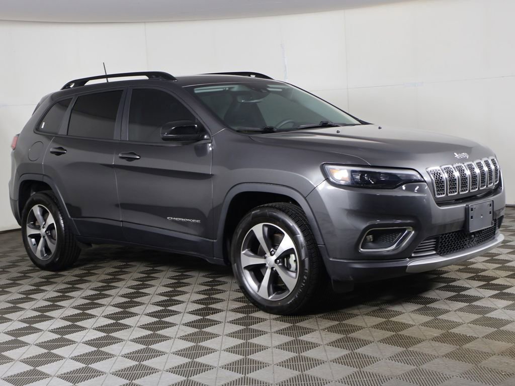 Used 2022 Jeep Cherokee Limited image 2