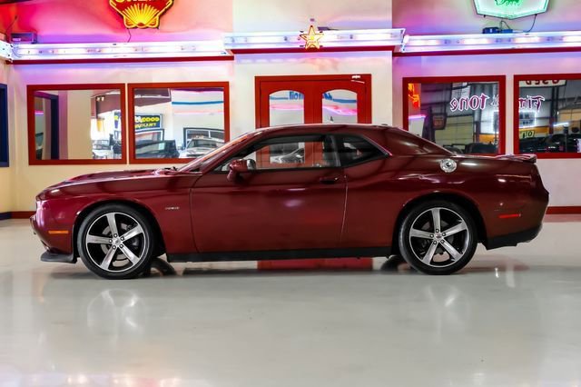 Used 2019 Dodge Challenger R/T w/ Cold Weather Group image 12