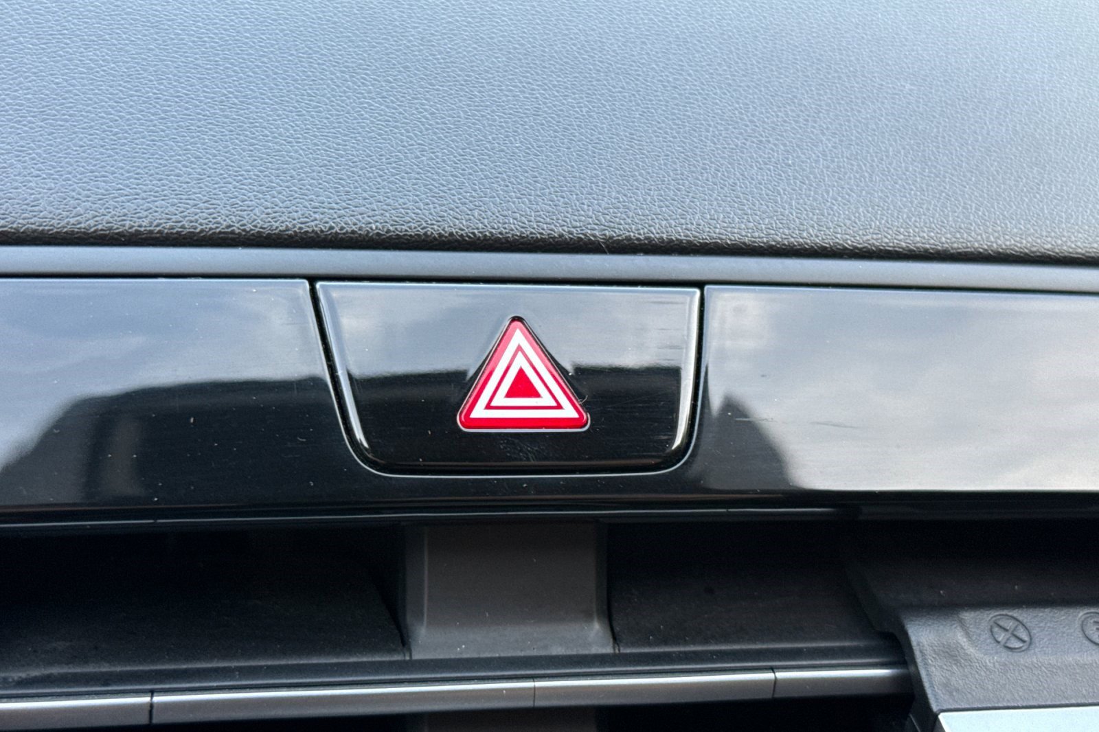 Used 2022 Hyundai Tucson SE image 36