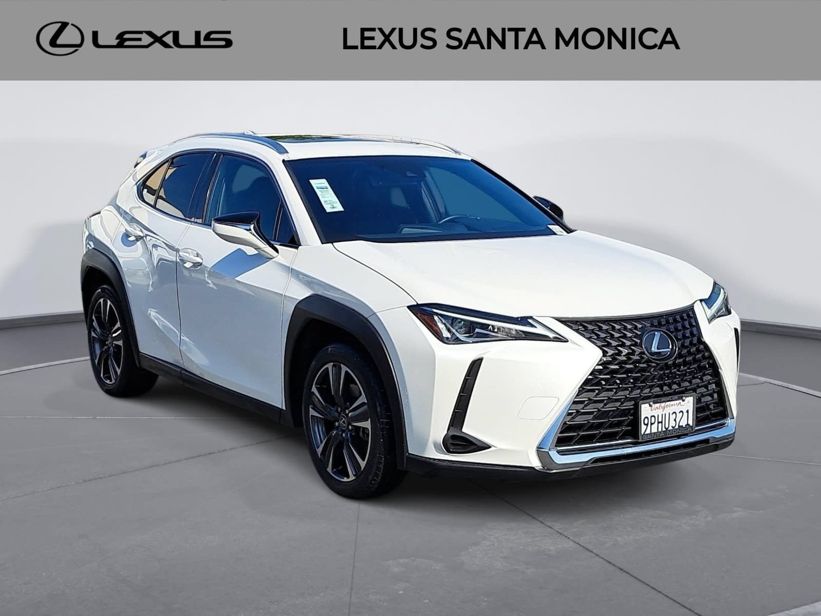 Used 2020 Lexus UX 200 w/ Premium Package FWD image 3