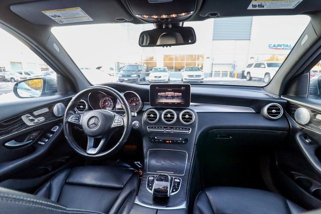 Used 2018 Mercedes-Benz GLC 300 4MATIC image 52