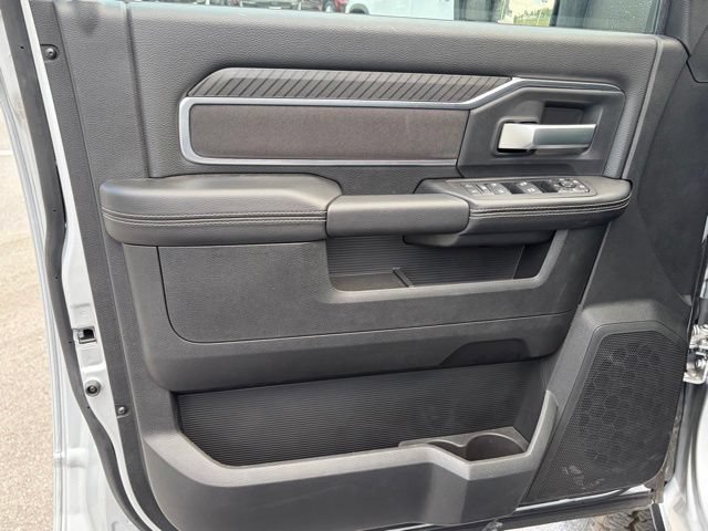 New 2026 RAM 2500 Big Horn AWD/4WD image 11