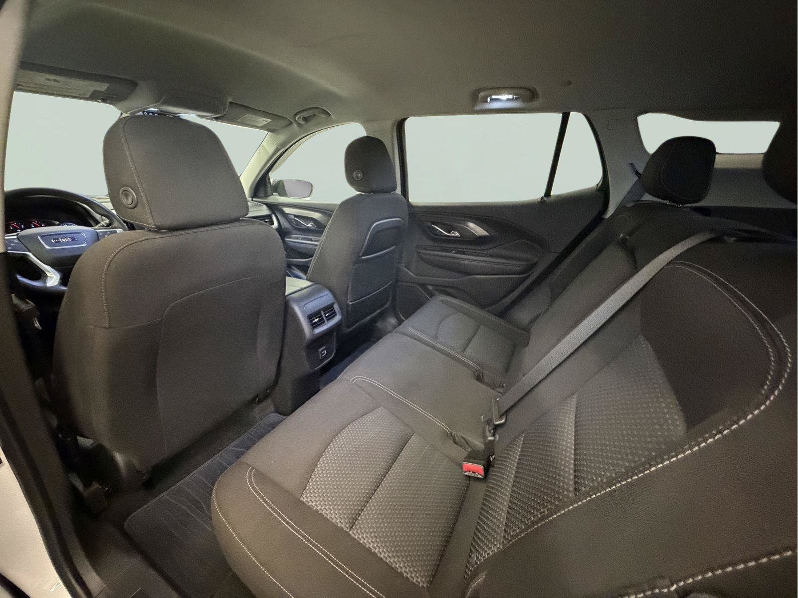 Used 2022 GMC Terrain SLE w/ Driver Convenience Package AWD/4WD image 27
