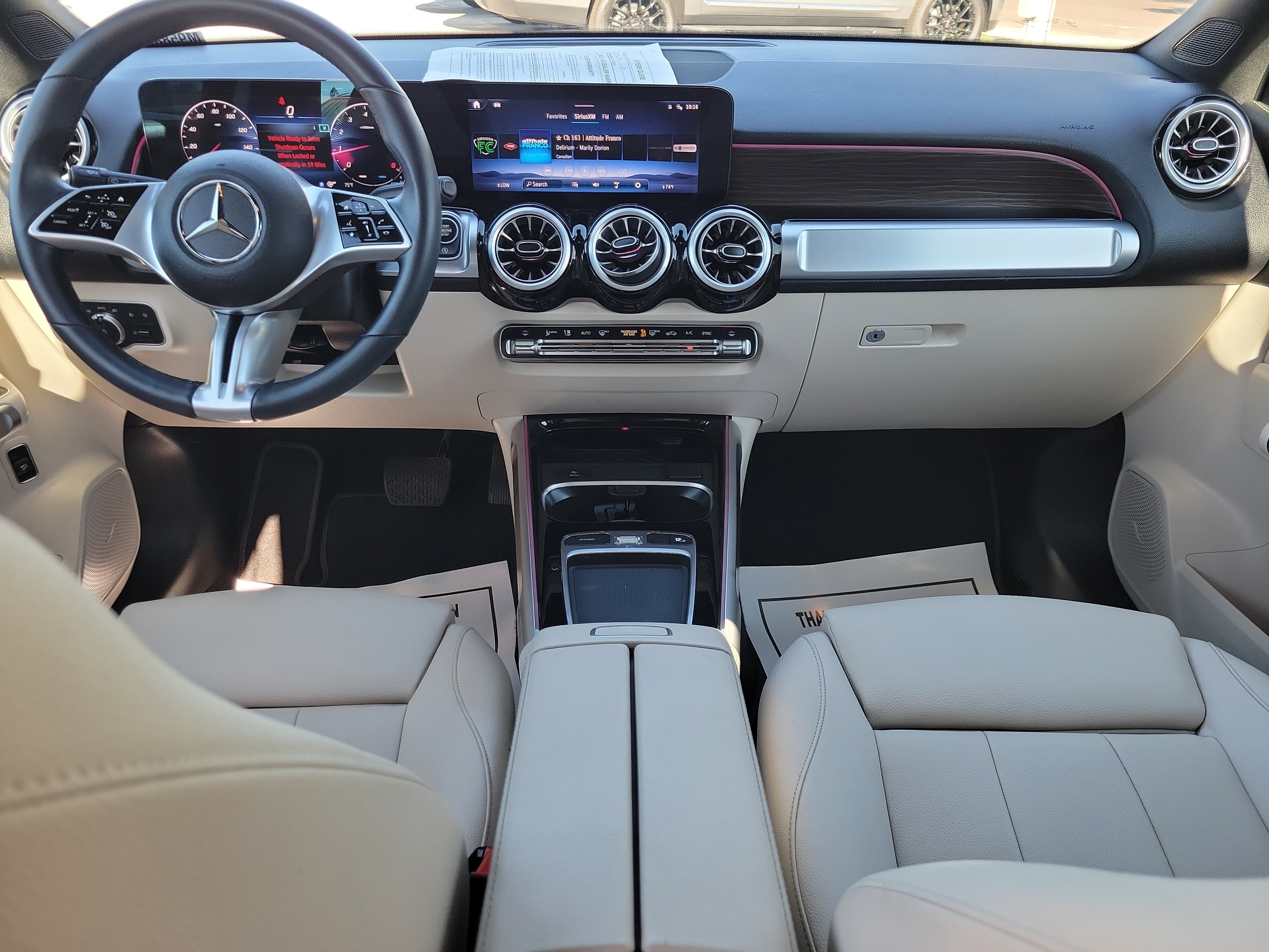 Used 2025 Mercedes-Benz GLB 250 image 14