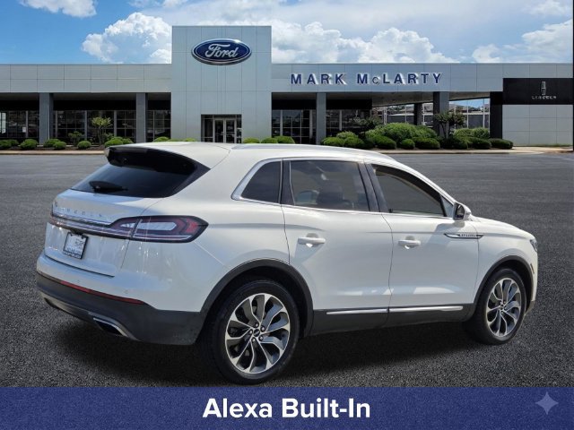 Certified 2023 Lincoln Nautilus Reserve w/ Luxury Package AWD/4WD image 6