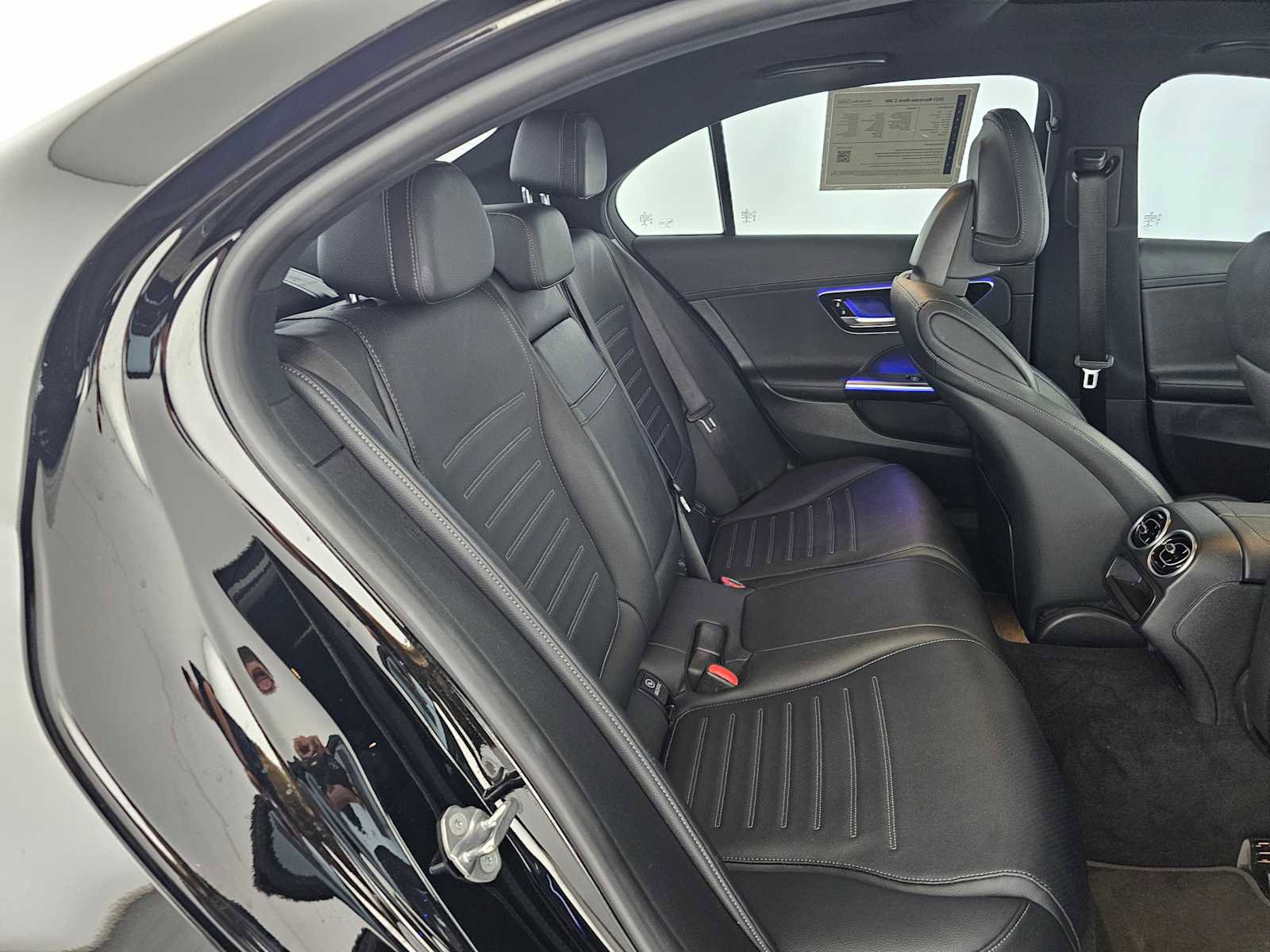 Used 2023 Mercedes-Benz C 300 Sedan image 12