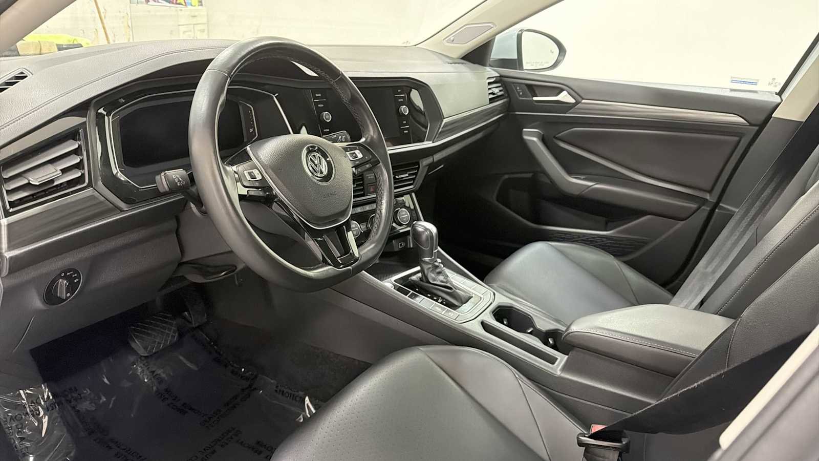 Used 2019 Volkswagen Jetta SEL FWD image 12