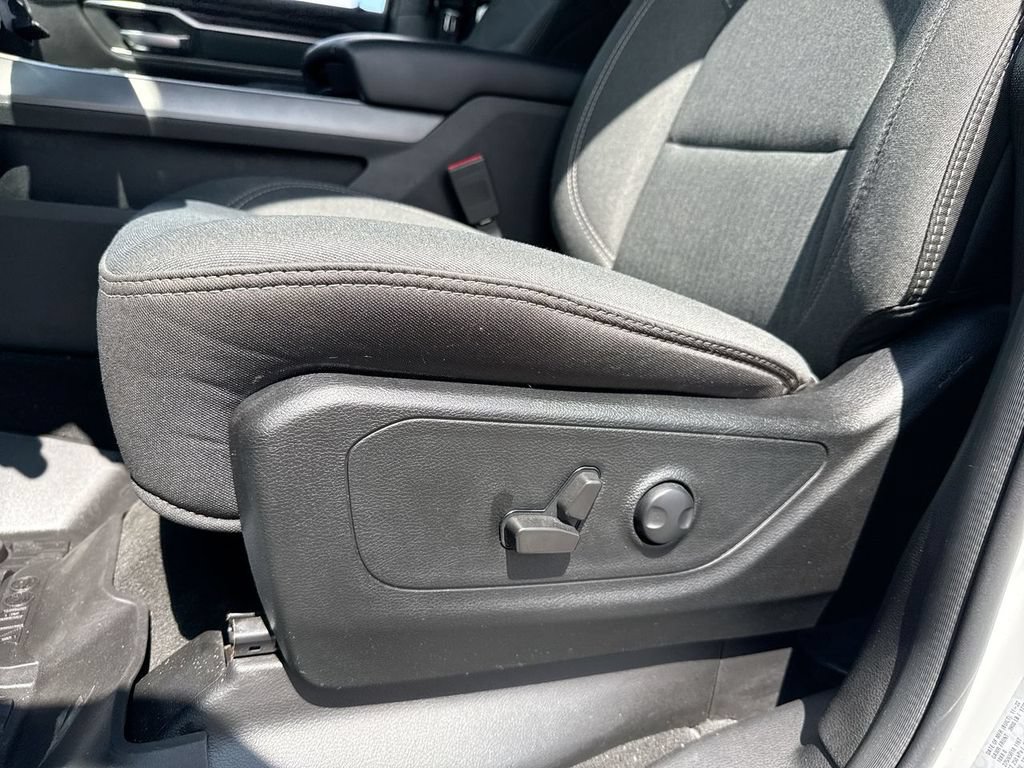 Used 2023 RAM 1500 Big Horn AWD/4WD image 12