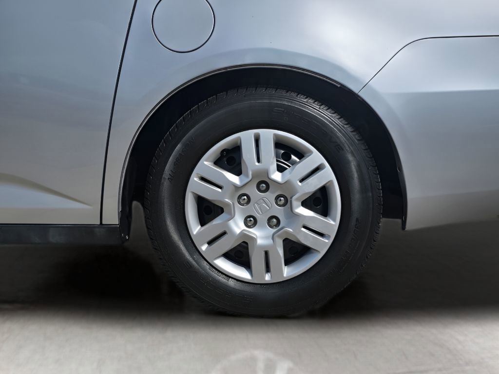 Used 2013 Honda Odyssey LX image 38