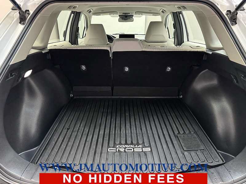 Used 2023 Toyota Corolla Cross L AWD/4WD image 15