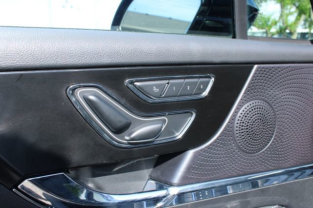 Used 2024 Lincoln Corsair AWD w/ Equipment Group 101A image 11