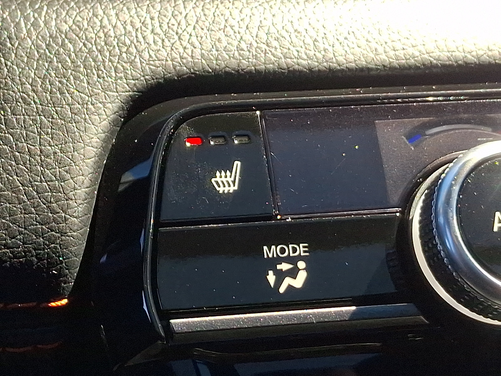 Used 2023 Honda Pilot TrailSport image 23