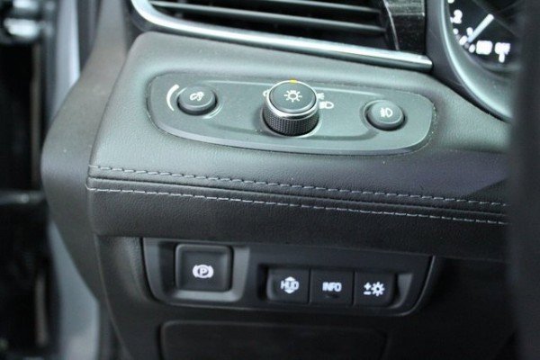 Used 2019 Buick LaCrosse Premium image 16