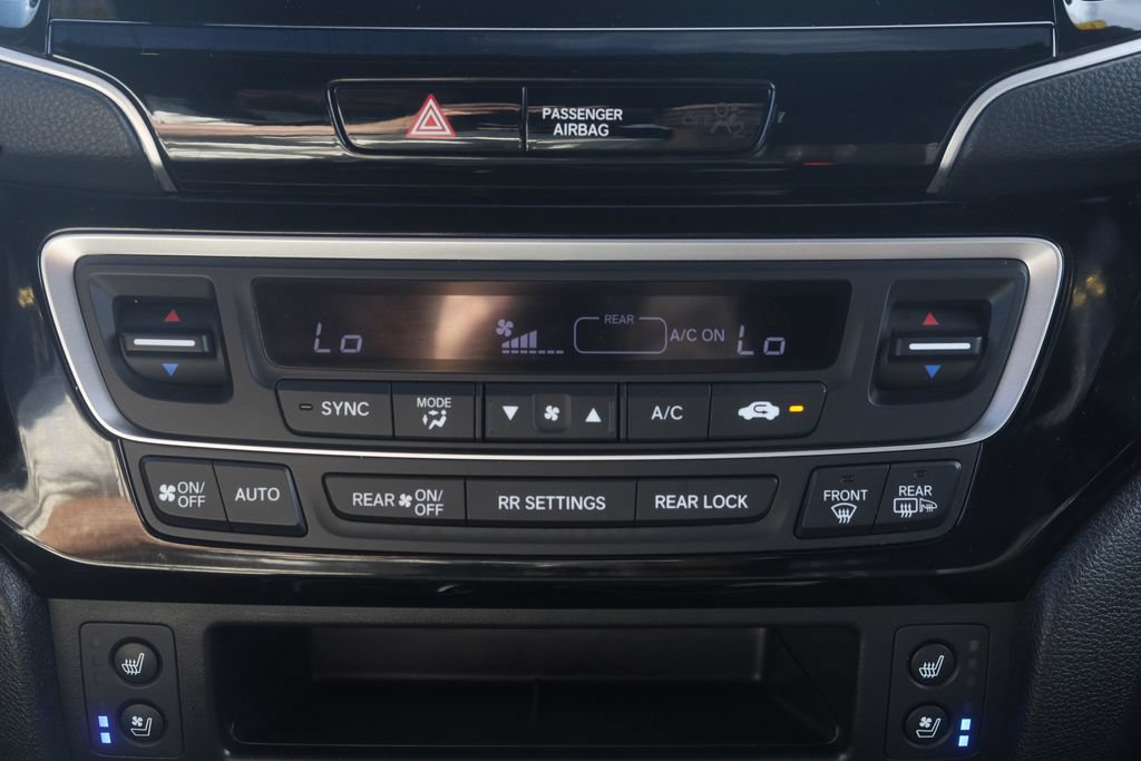 Used 2024 Honda Passport Black Edition image 28