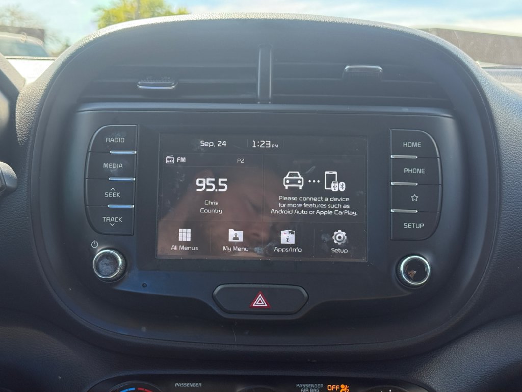 Used 2021 Kia Soul S FWD image 22