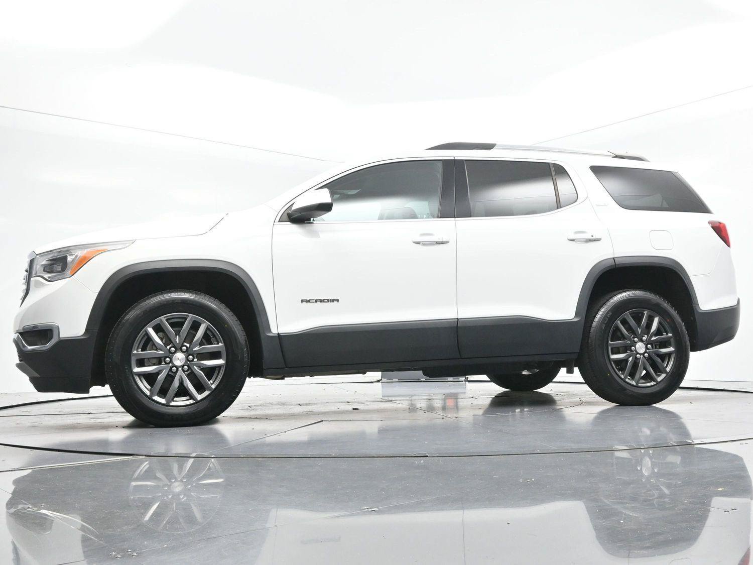 Used 2019 GMC Acadia SLT FWD image 47