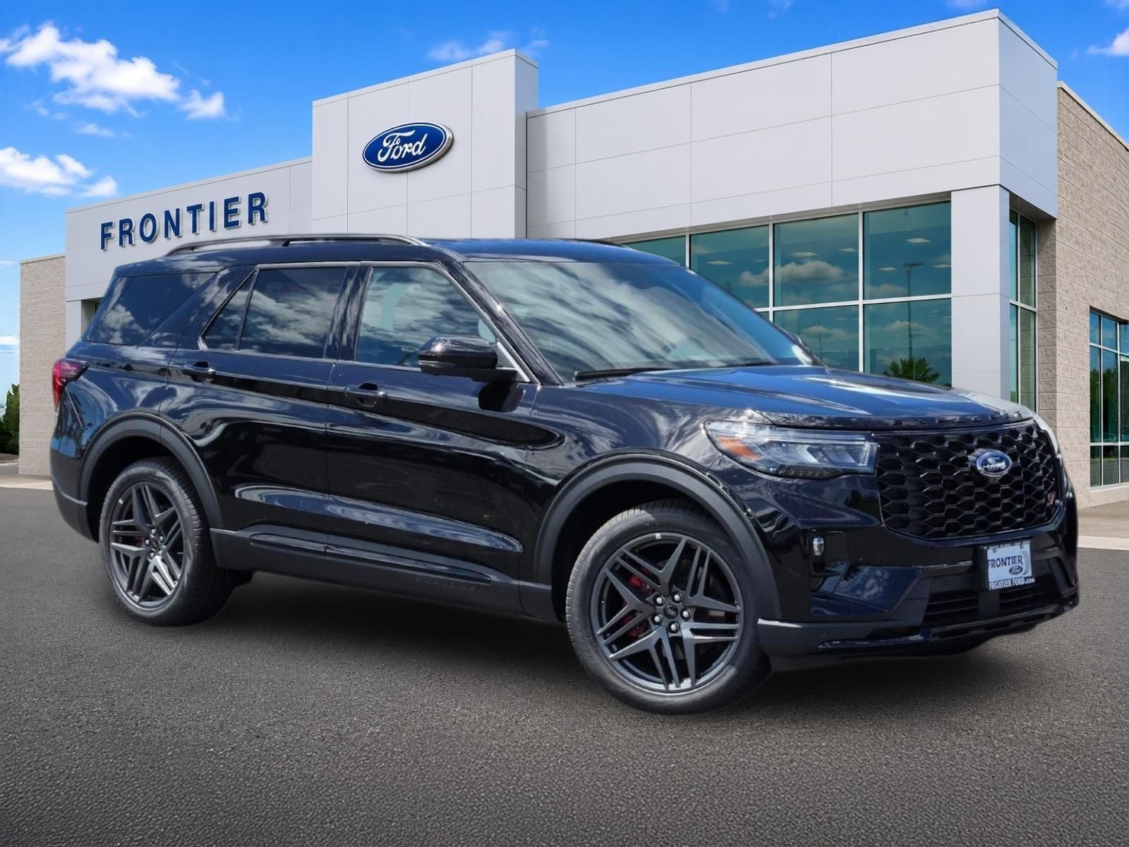 New 2026 Ford Explorer ST w/ Sun And Sound Package