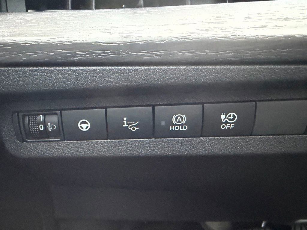 Used 2023 Nissan Ariya ENGAGE e-4ORCE image 18