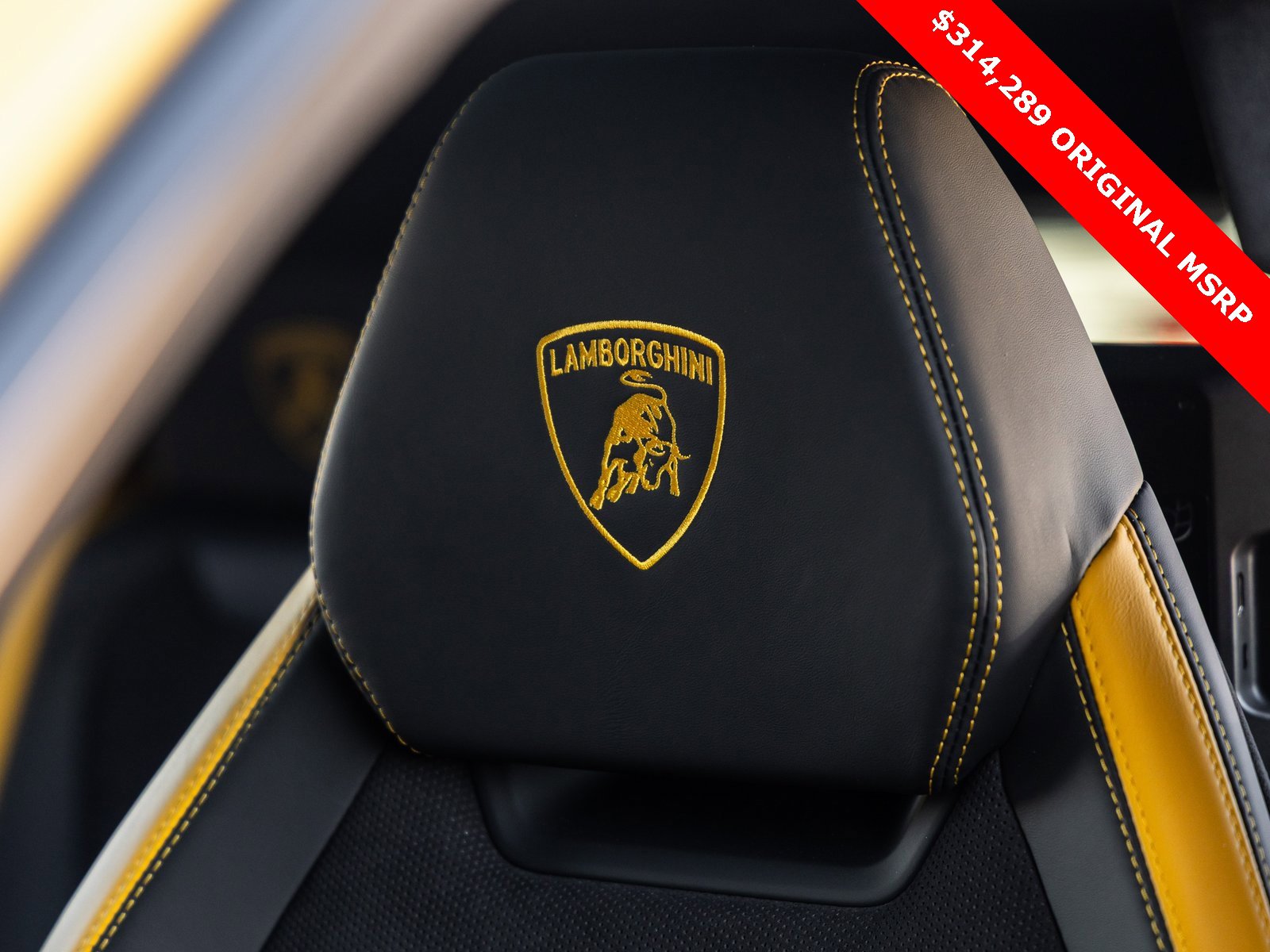 Used 2023 Lamborghini Urus S image 31