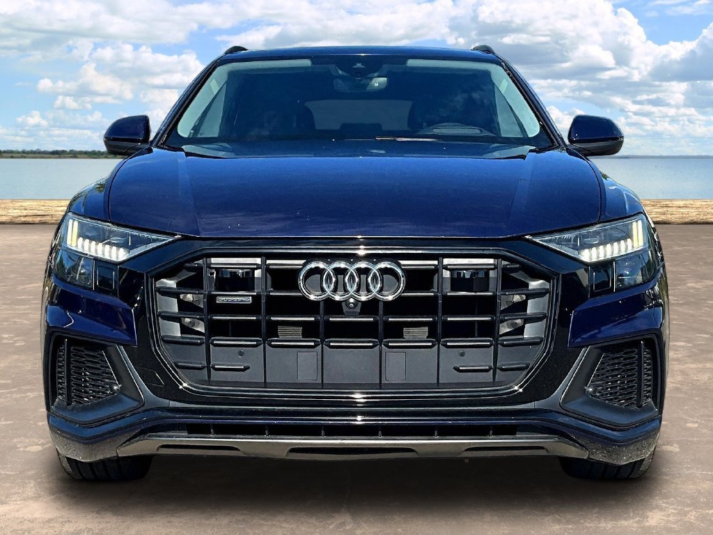 Used 2019 Audi Q8 Prestige w/ Adaptive Chassis Package AWD/4WD image 2