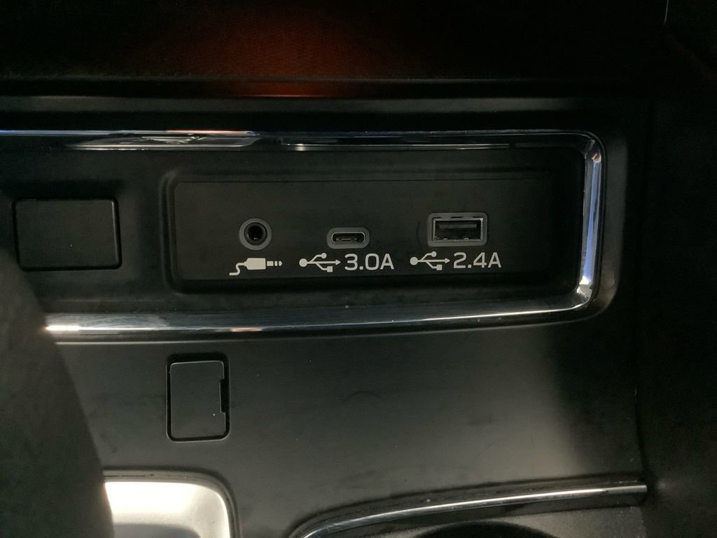 Used 2025 Subaru Ascent Premium image 28