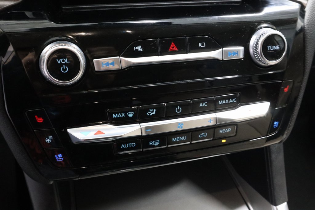 Certified 2022 Ford Explorer Limited w/ Hybrid Equipment Group 310A image 33