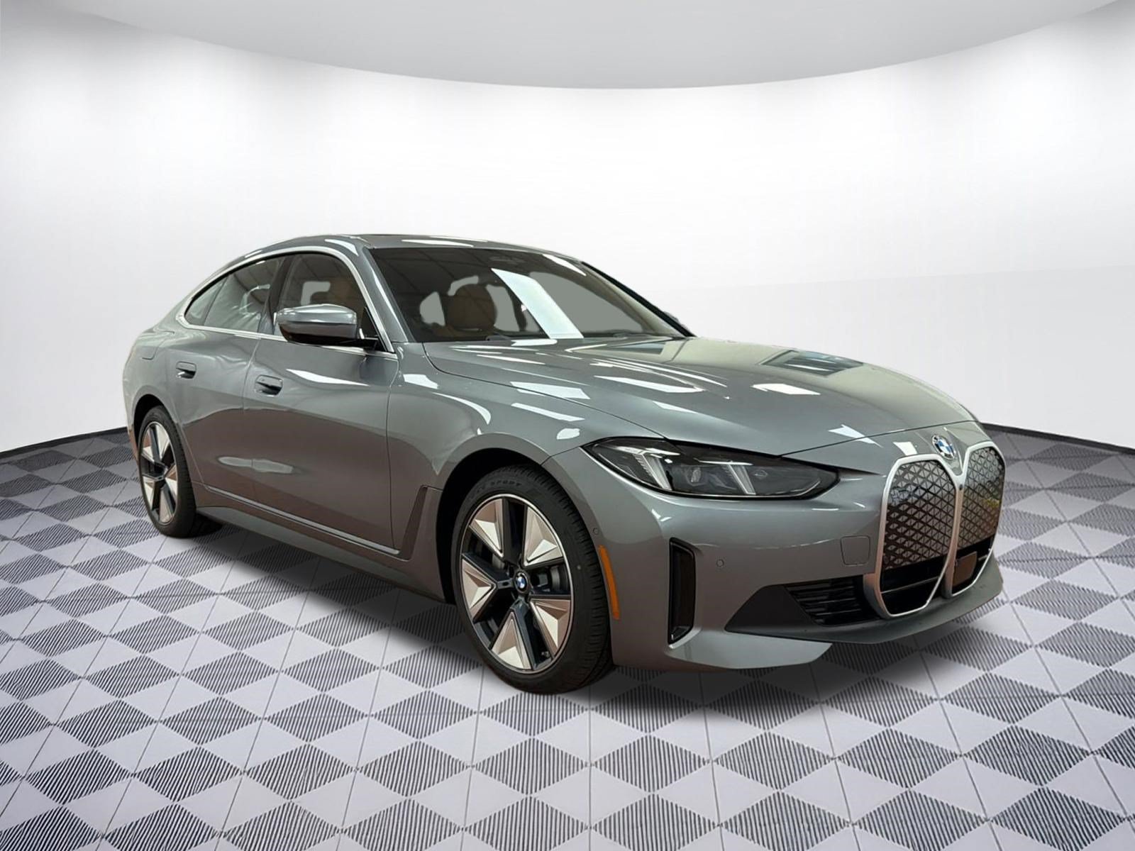 Used 2026 BMW i4 xDrive40i w/ Premium Package AWD/4WD image 7