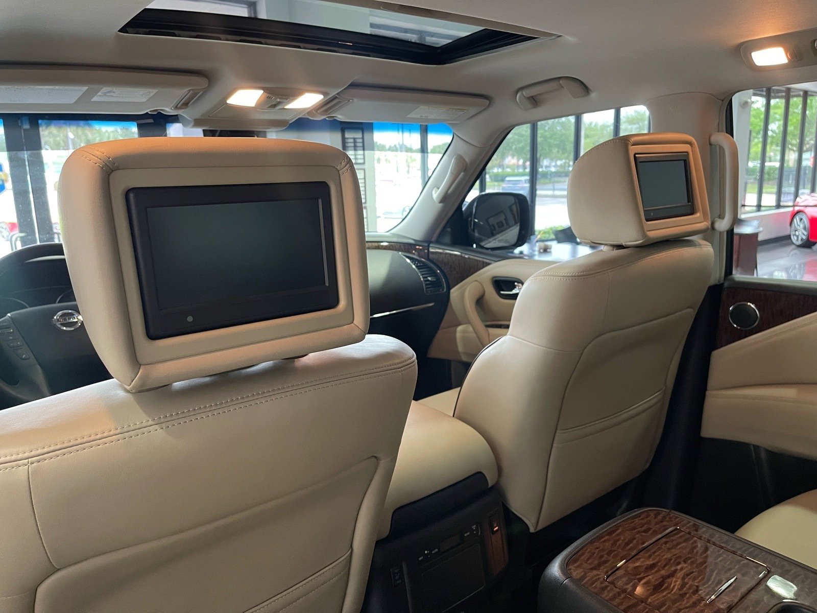 Used 2017 Nissan Armada Platinum w/ Captain Seat Package RWD image 36