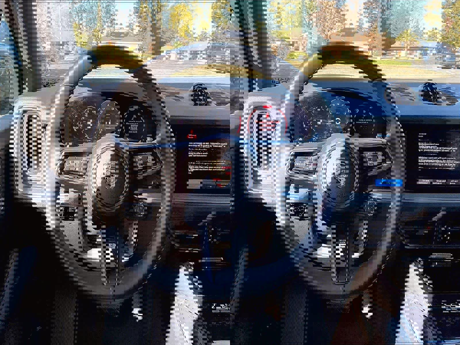 Used 2024 Porsche Cayenne image 5