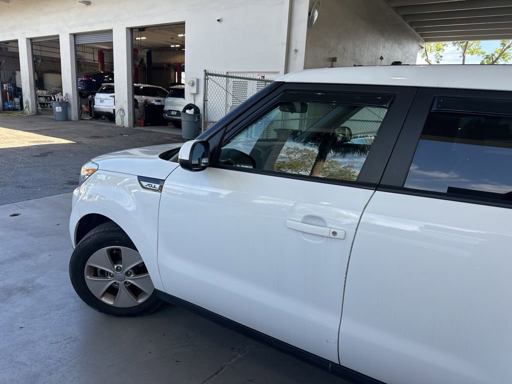 Used 2016 Kia Soul image 4