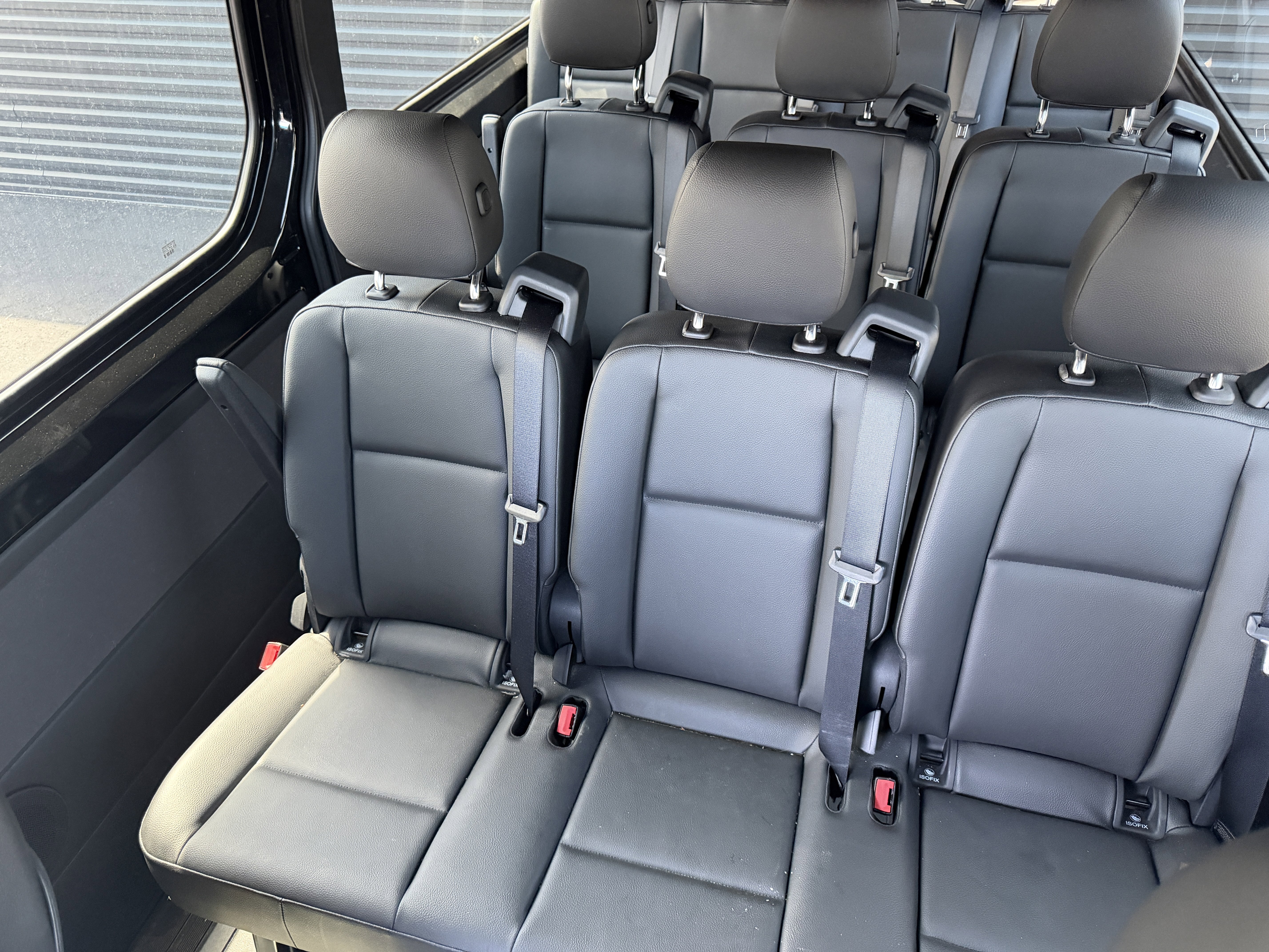 Used 2024 Mercedes-Benz Sprinter 2500 image 18