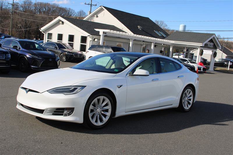 Used 2018 Tesla Model S 75D image 4