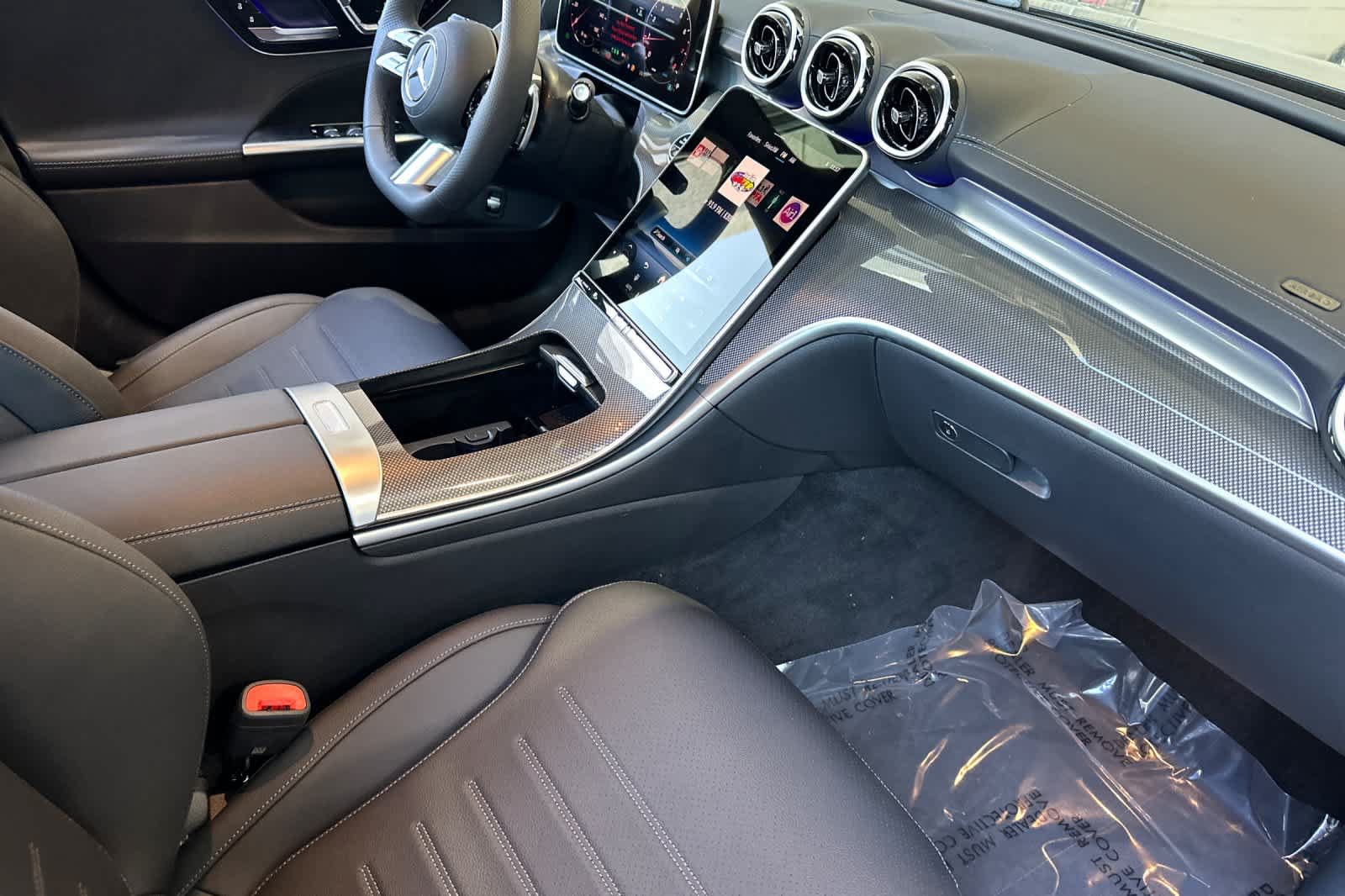 New 2026 Mercedes-Benz C 300 4MATIC Sedan image 14