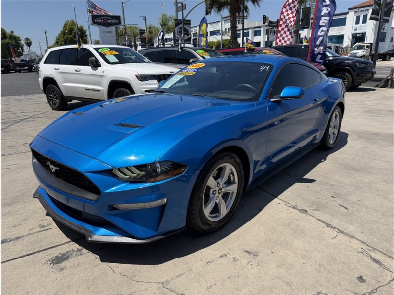 Used 2020 Ford Mustang Coupe RWD image 3