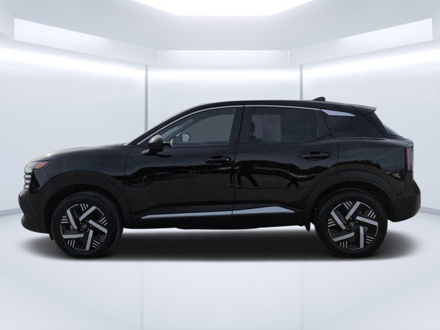 Used 2025 Nissan Kicks SV FWD image 6