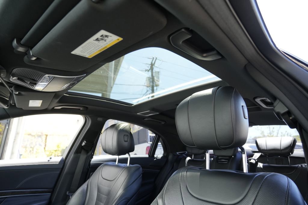 Used 2015 Mercedes-Benz S 550 Sedan image 19