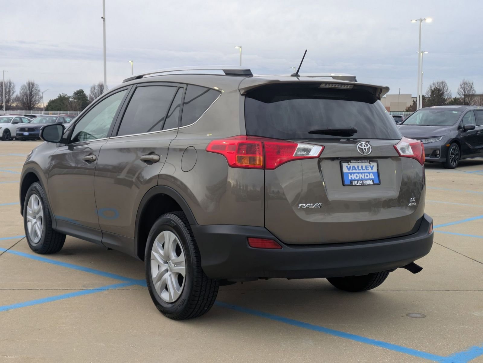 Used 2015 Toyota RAV4 LE image 8