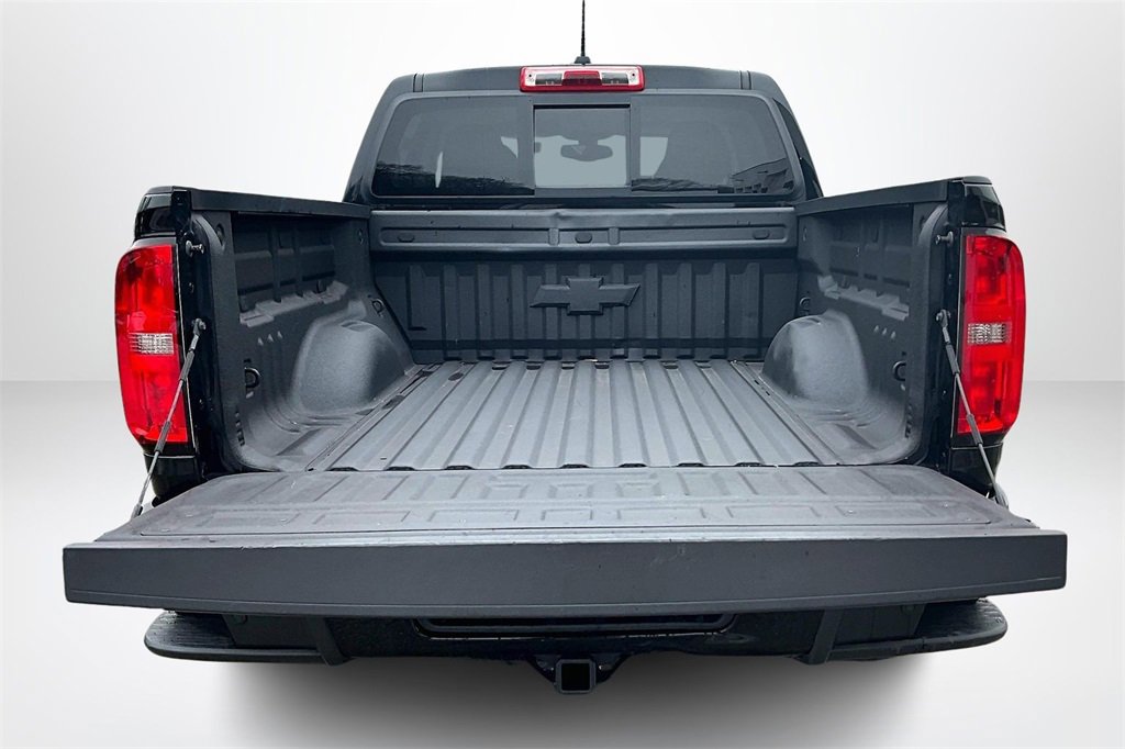 Used 2019 Chevrolet Colorado Z71 w/ Z71 Midnight Edition image 7