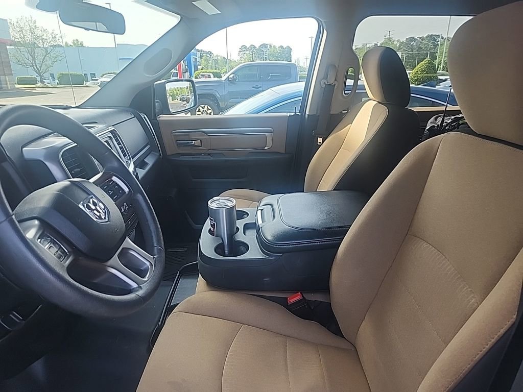 Used 2021 RAM 1500 Classic SLT image 7