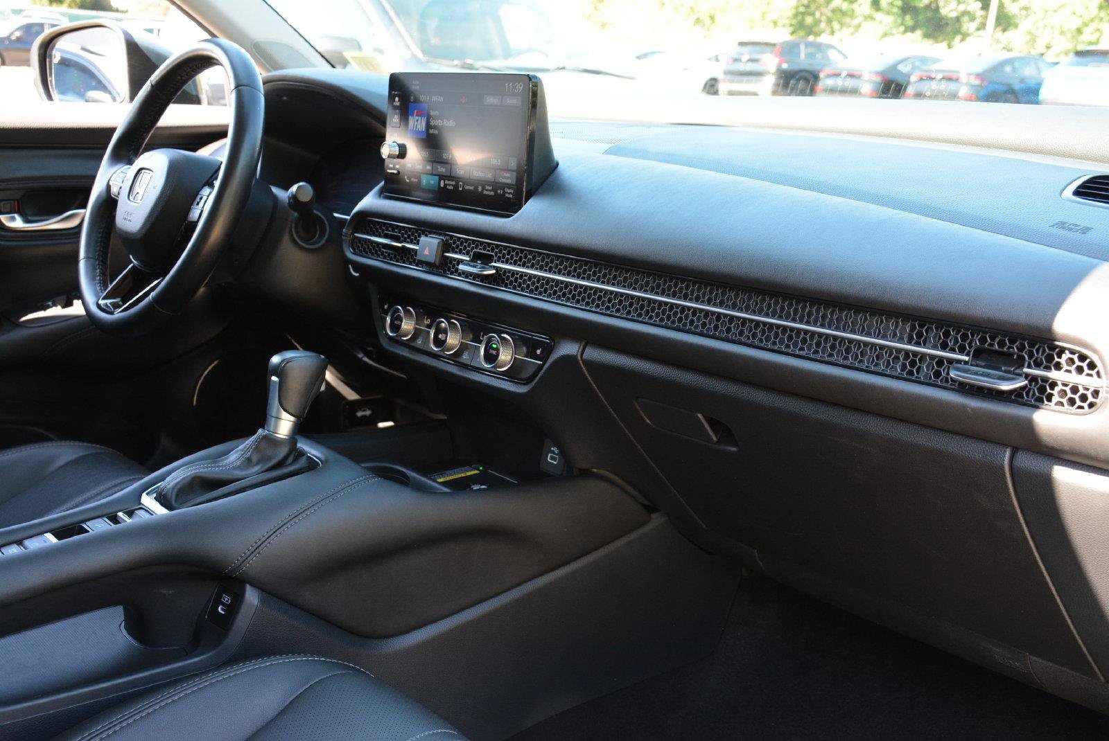 Used 2025 Honda HR-V EX-L image 22