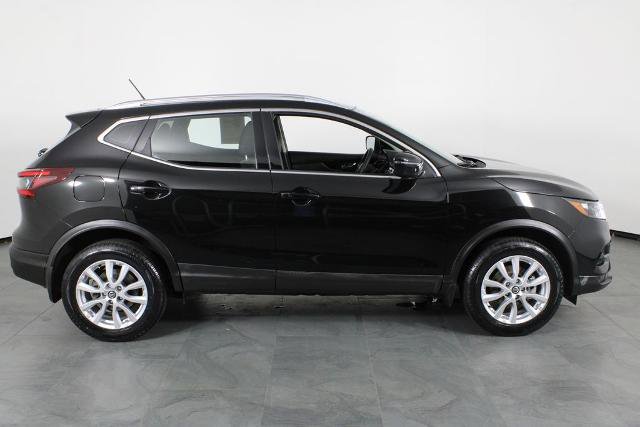 Certified 2020 Nissan Rogue Sport SV image 14