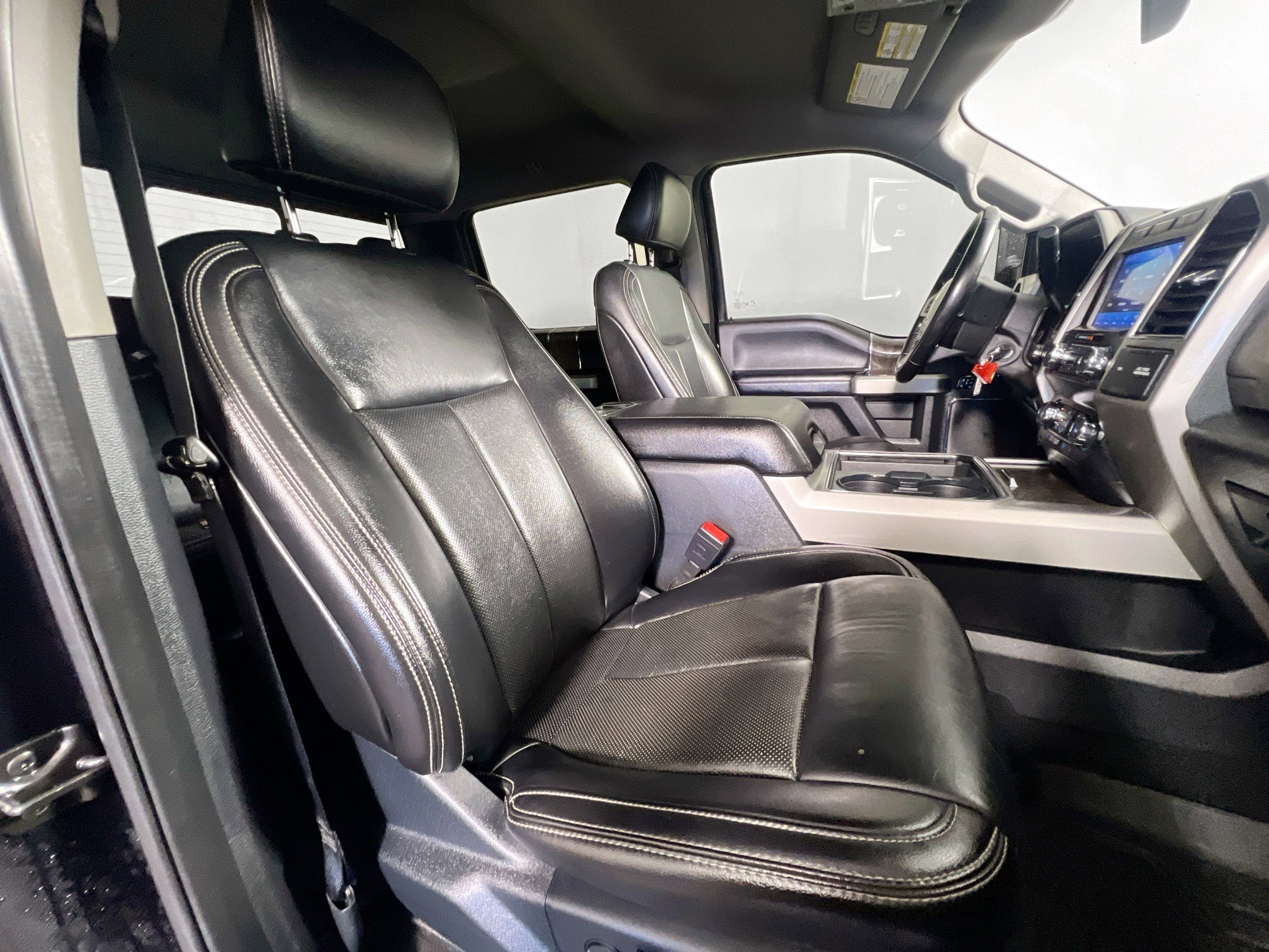 Used 2021 Ford F250 Lariat AWD/4WD image 30
